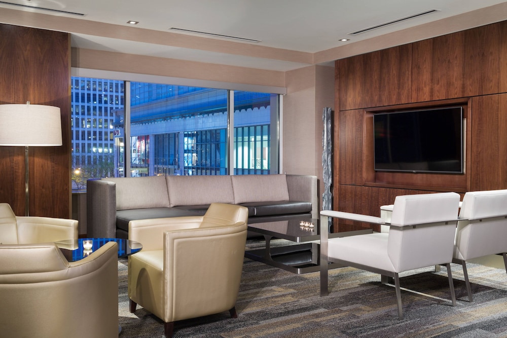 Ac Hotel Chicago Downtown 30/54