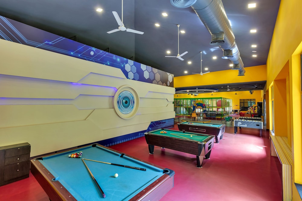 Club Mahindra Virajpet 32/74