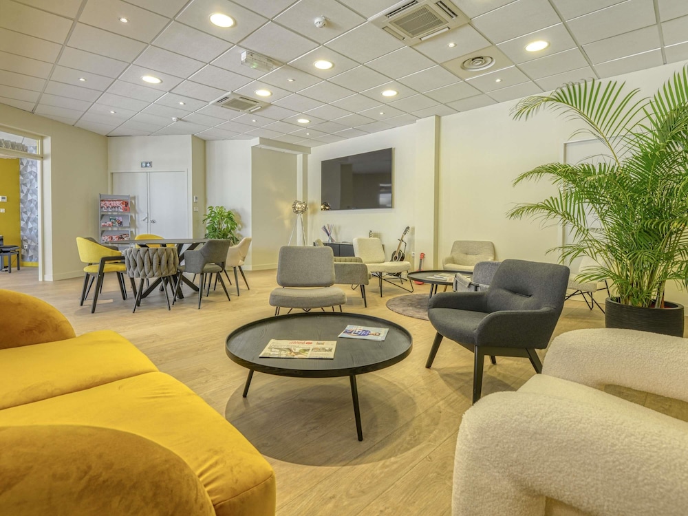 Ibis Cholet 20/36