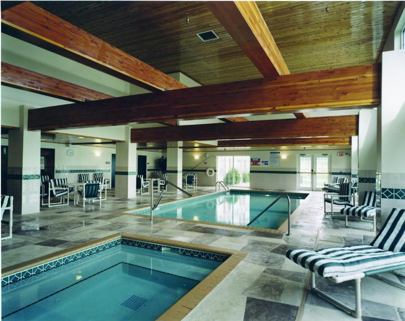 Port Wisconsin Inn and Suites 25/59