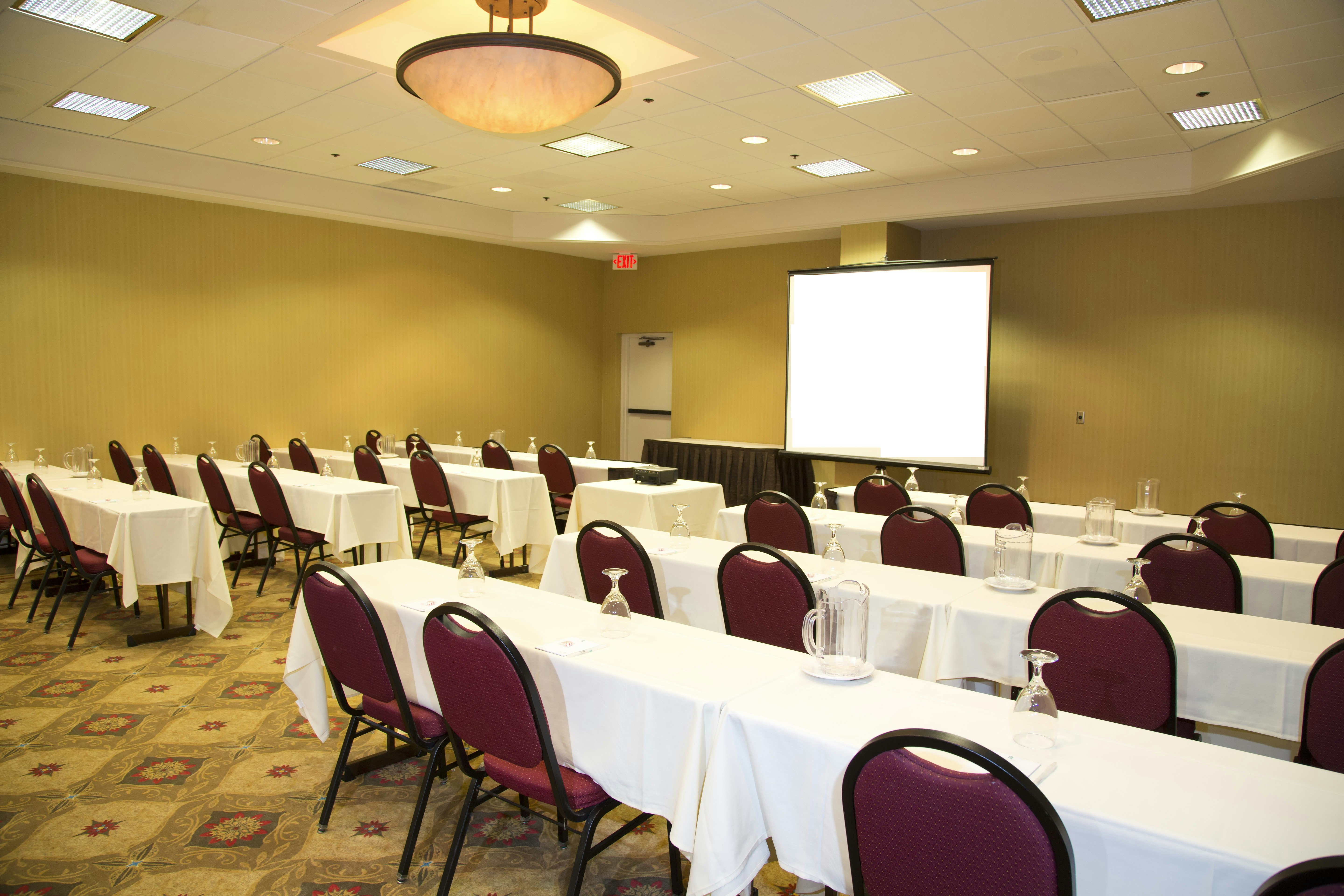 Embassy Suites by Hilton Tulsa I-44 38/46
