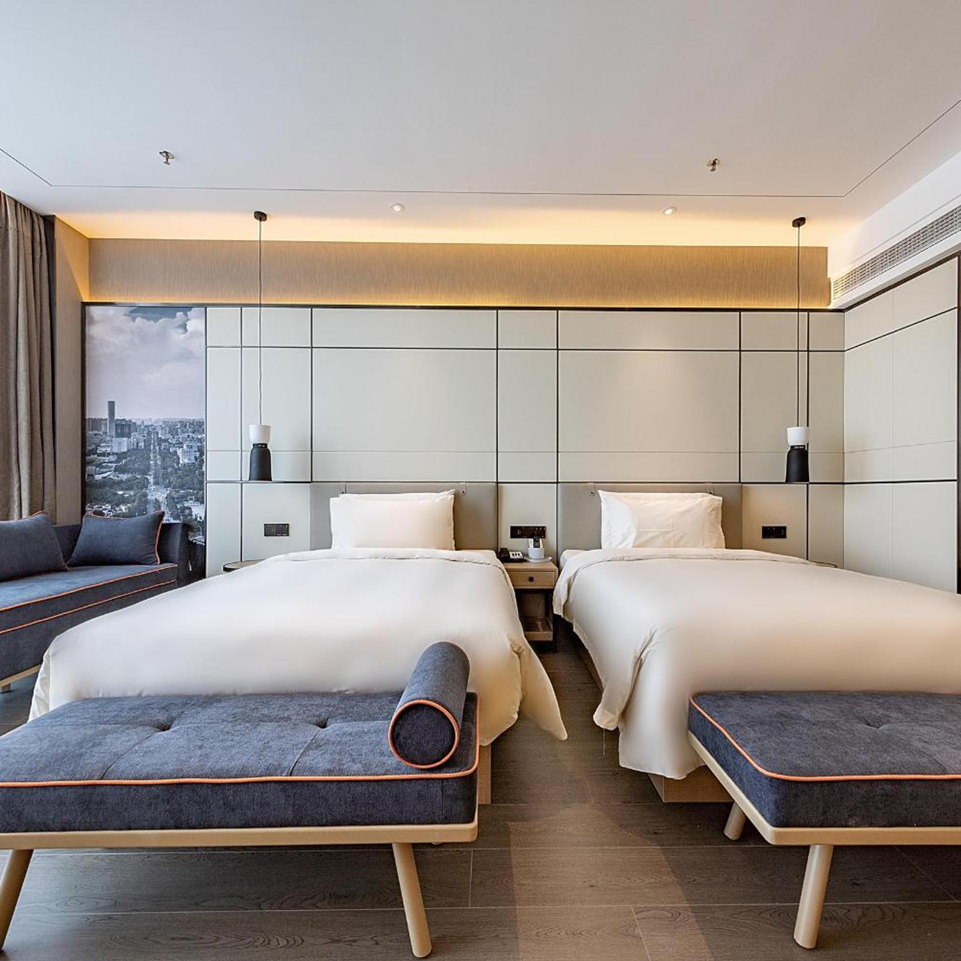 Atour Hotel (Huayi Square, Zhongshan Old Town) 13/60