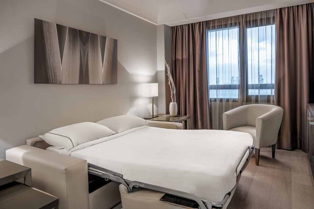 Ac Hotel Iberia Las Palmas By Marriott 17/54