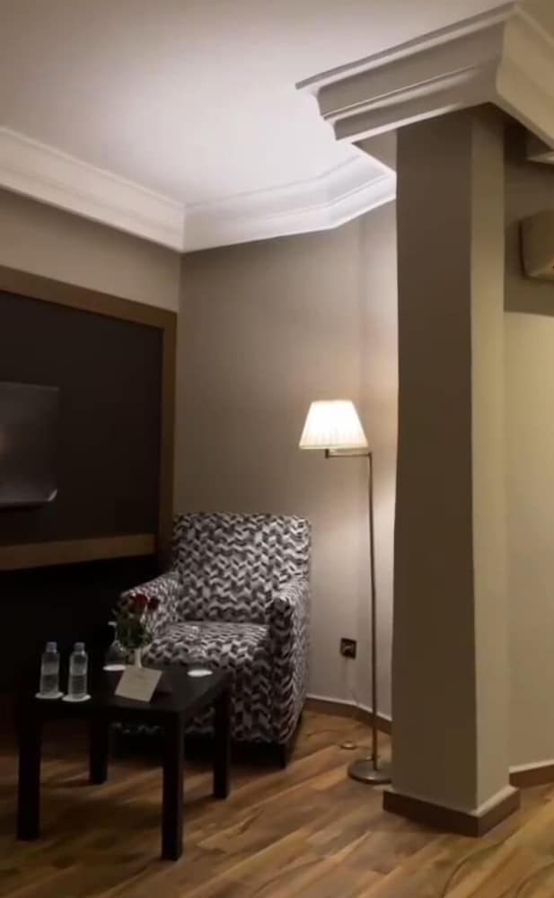 Hotel Sabah 37/42
