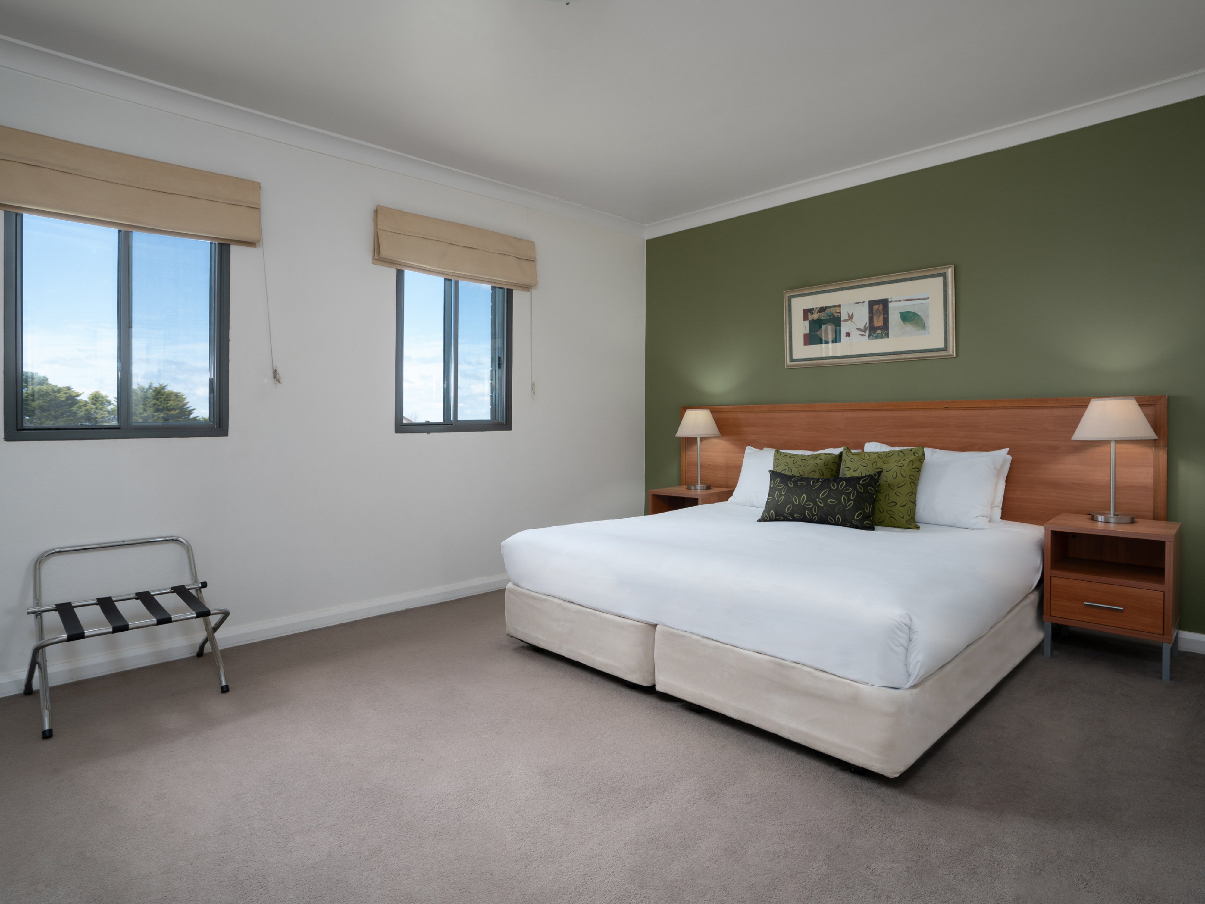 Leisure Inn Spires 17/50