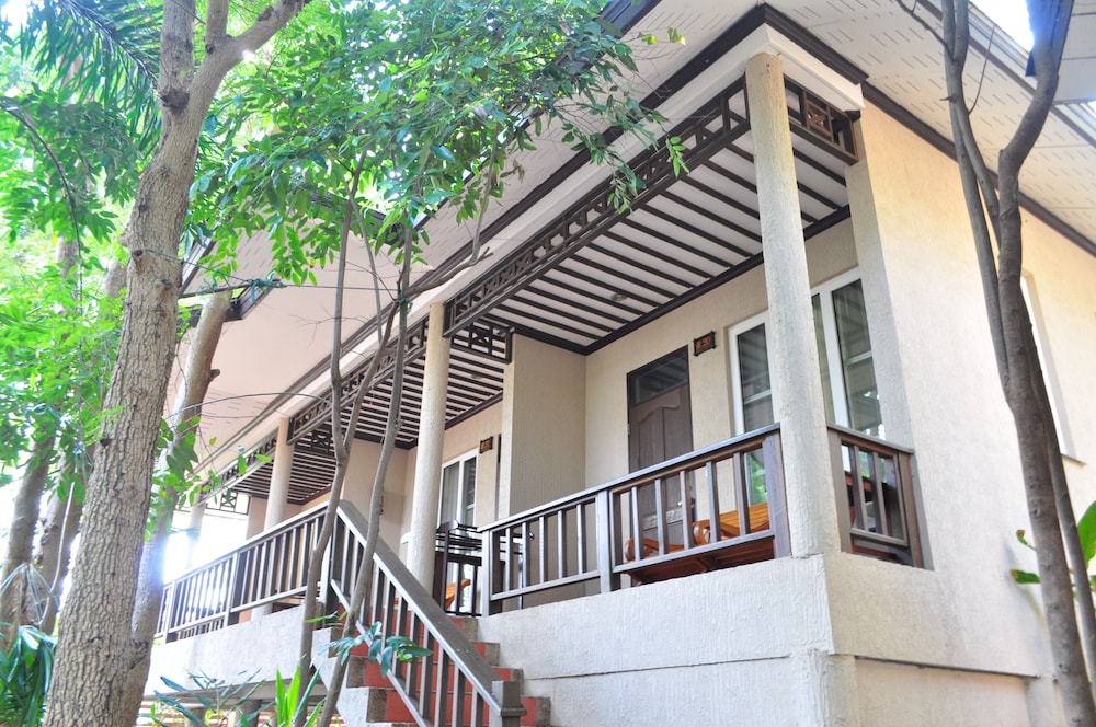 SAMED VILLA RESORT 9/74