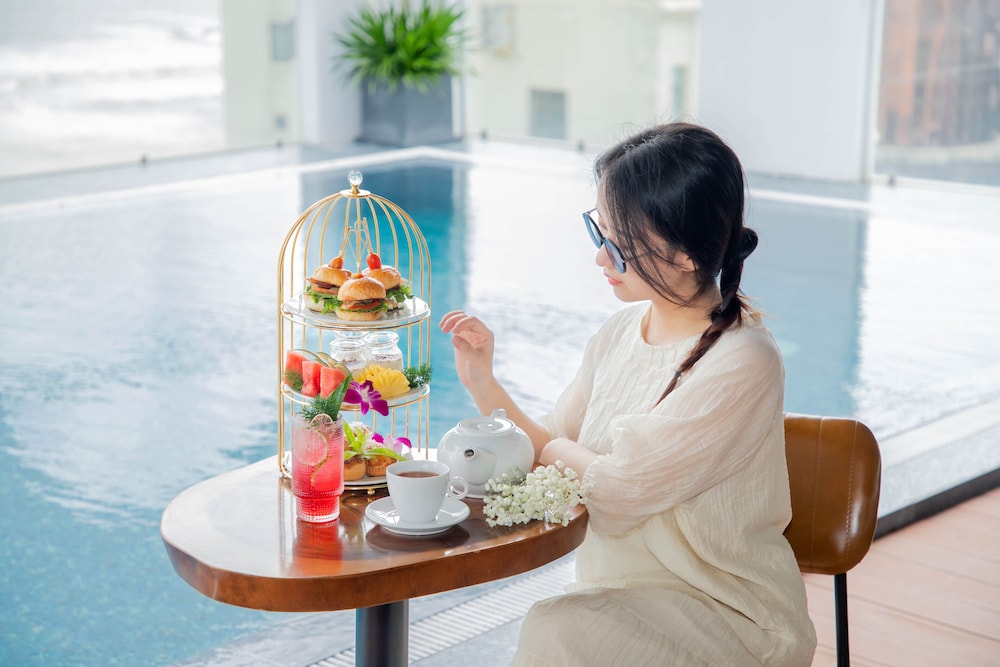 Golden Lotus Hotel Da Nang 42/50