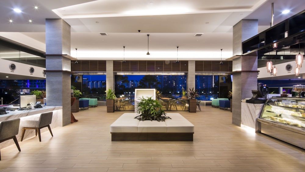 One 15 Marina Club 10/66