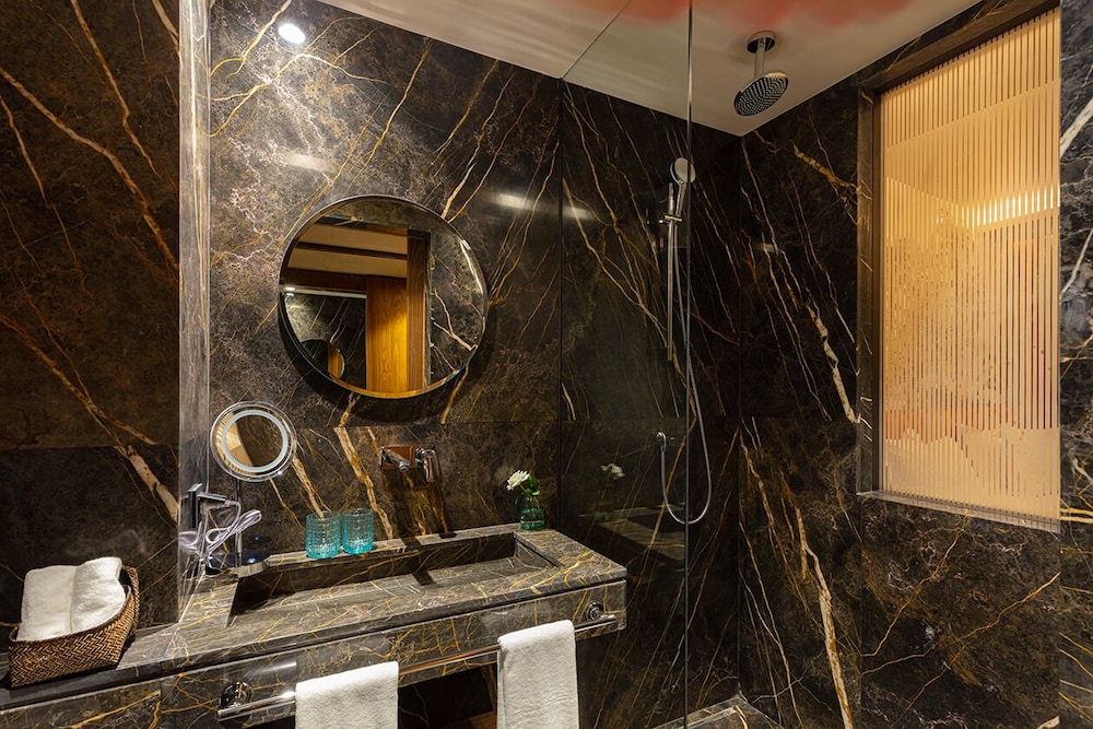 Hotel Jadali & Spa 37/39