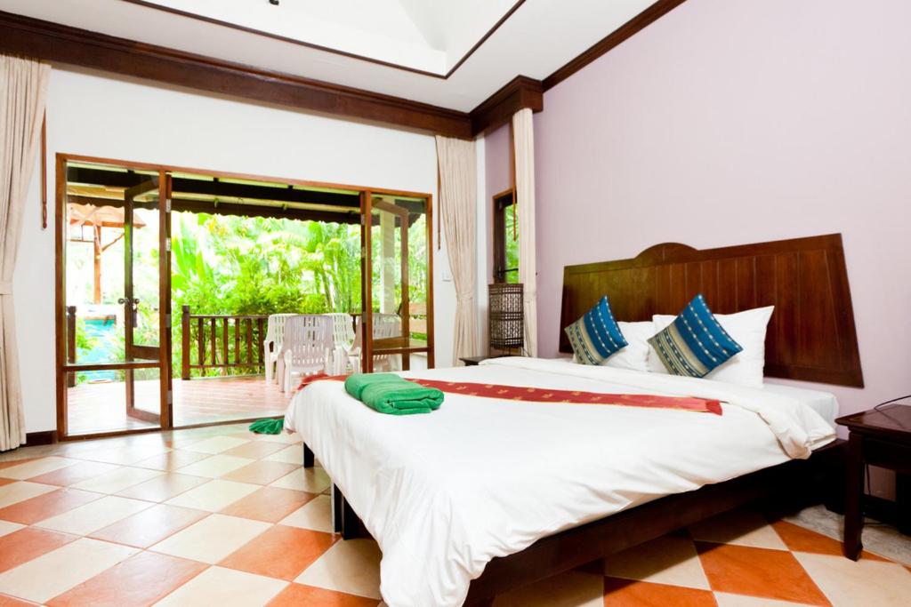 Holiday House