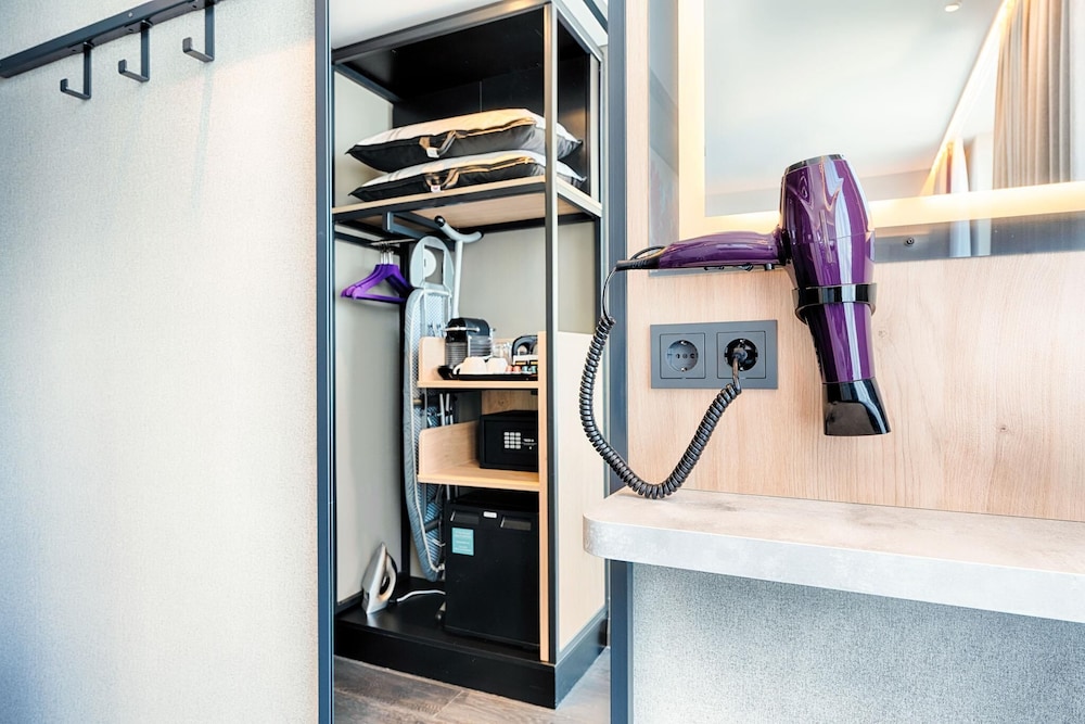 Premier Inn Stuttgart Bad Cannstatt Hotel 16/36