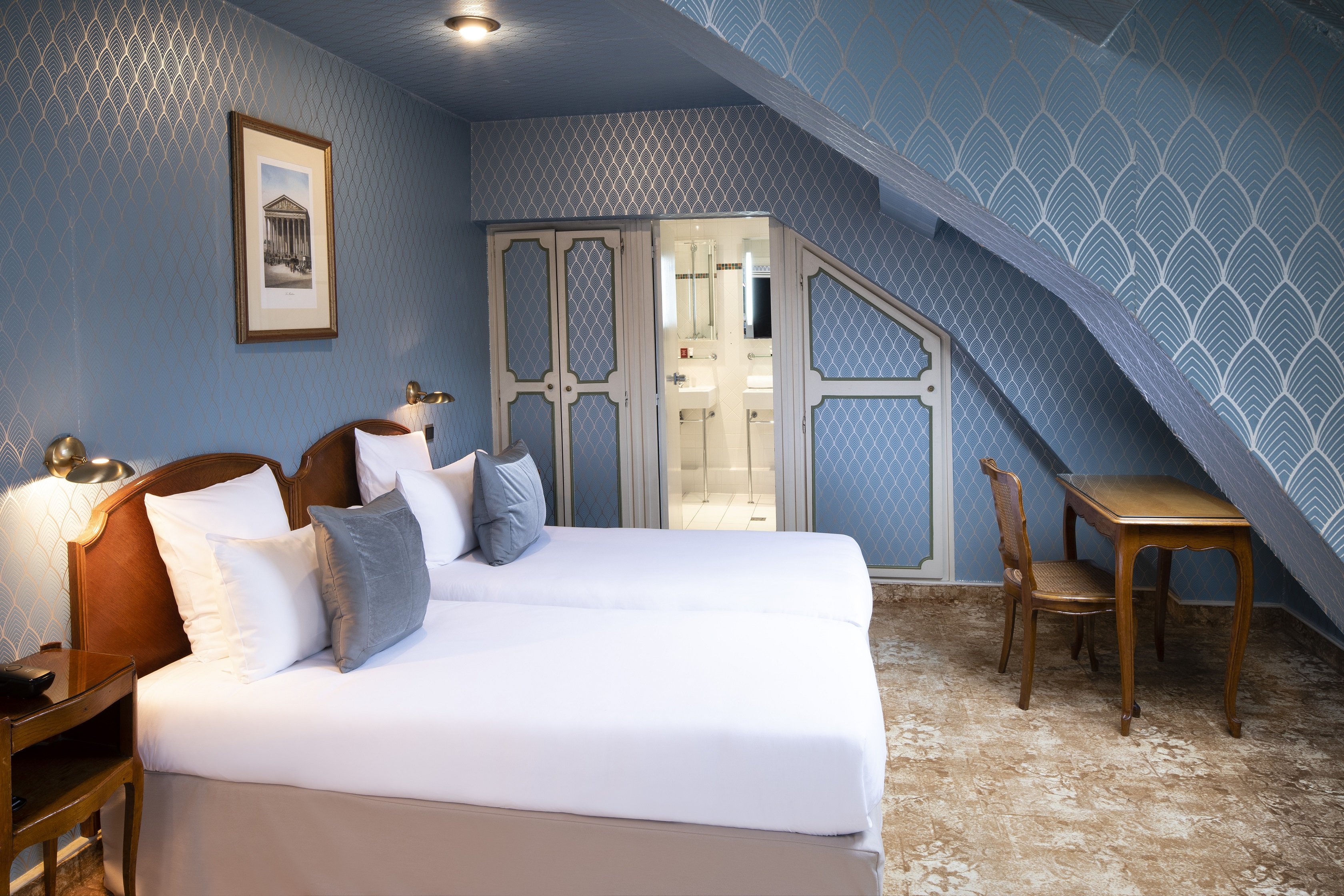 Elysees Hotel 5/40