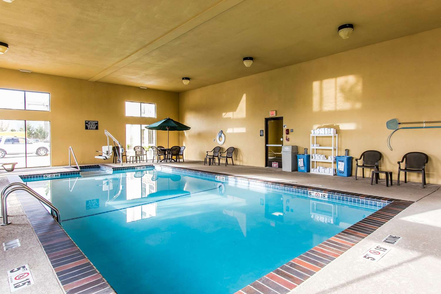 Ardmore Inn & Suites 8/19