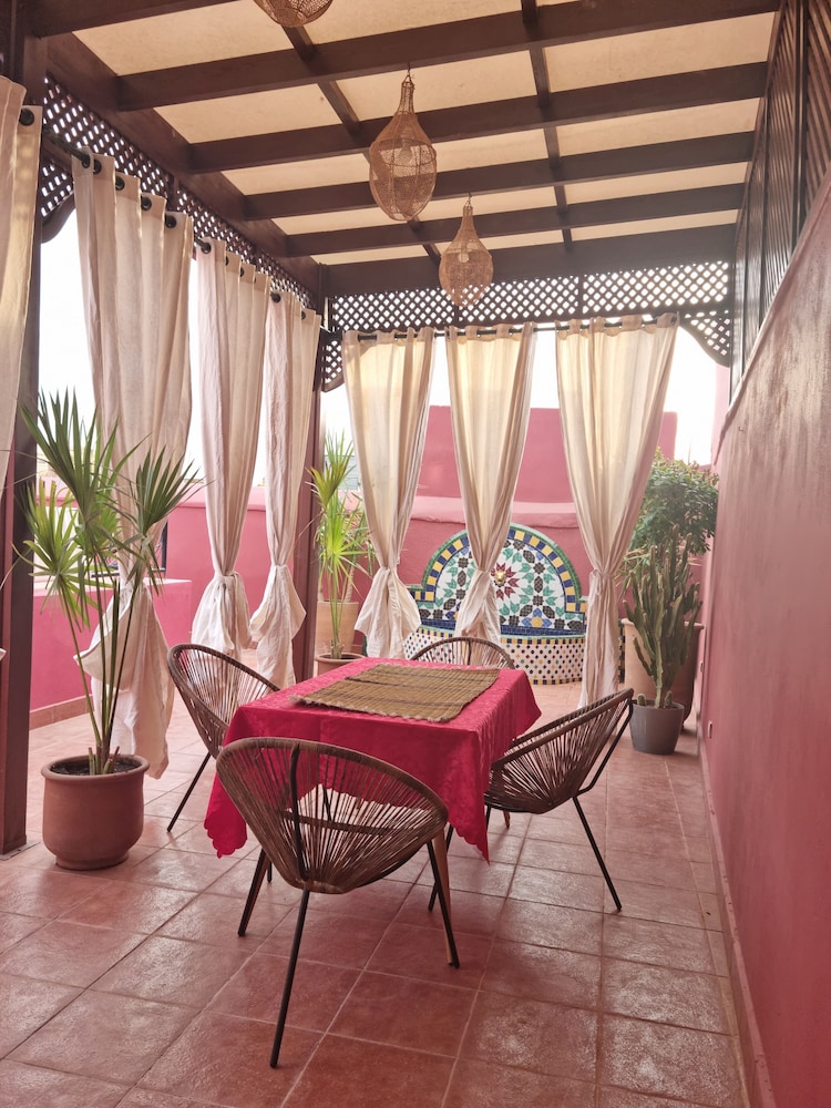 Riad La Bigarade 37/46