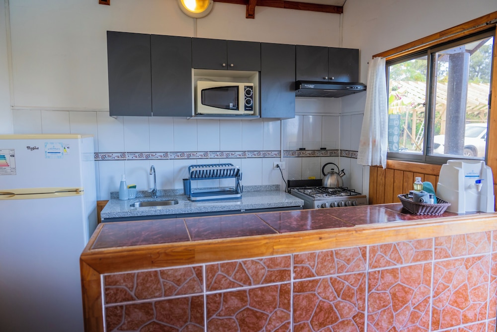 Hotel Y Cabanas Henua Iti 2/50