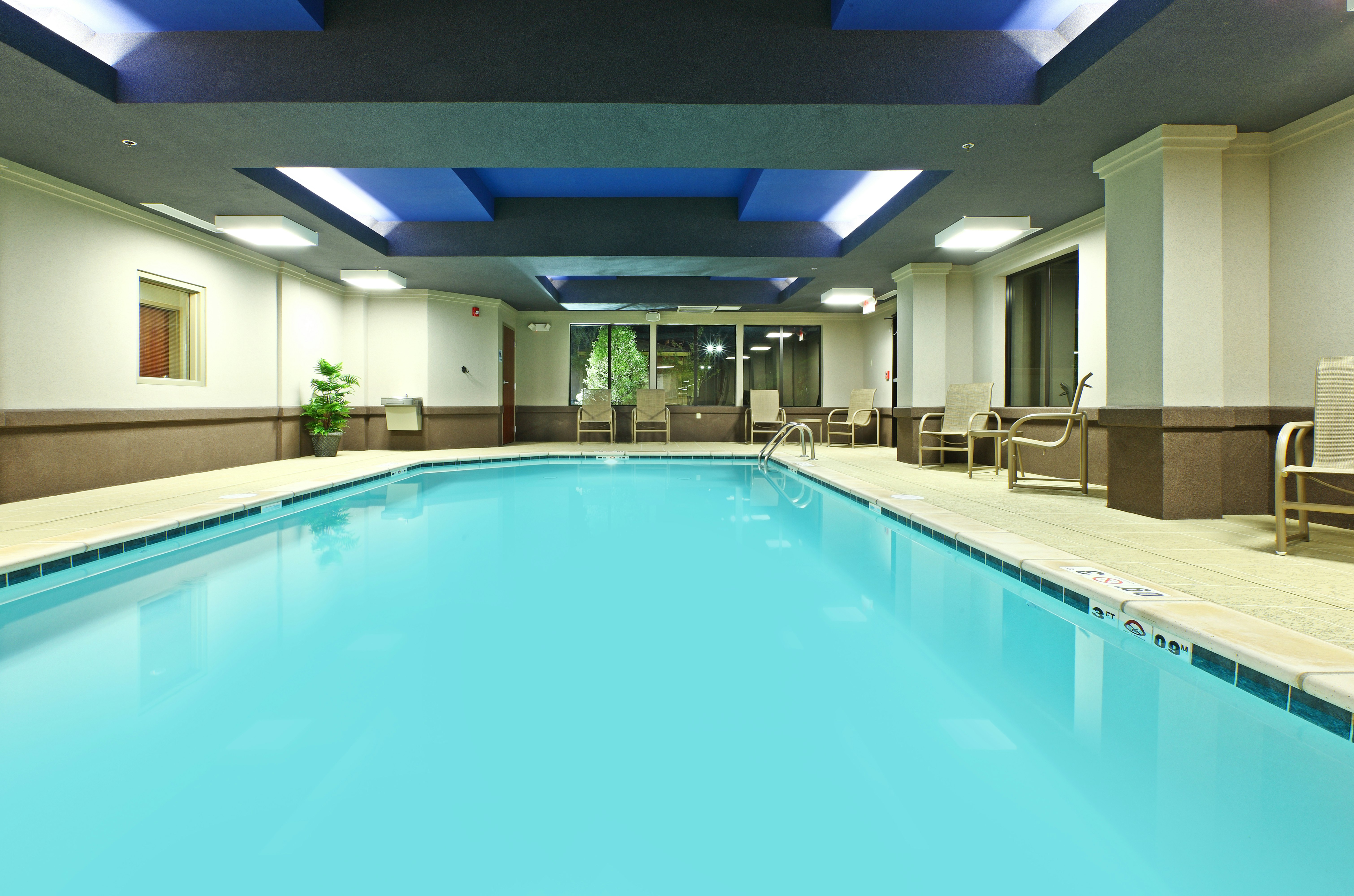 Holiday Inn Express Suites Maumelle Little Rock Nw 28/42