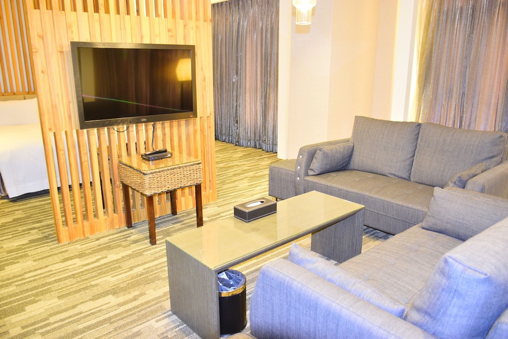 Ali Mountain Oriental Pearl International Hotel 29/41