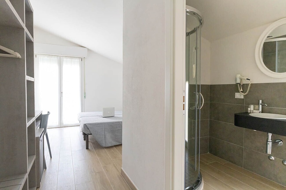 Hotel Eugenio 30/31