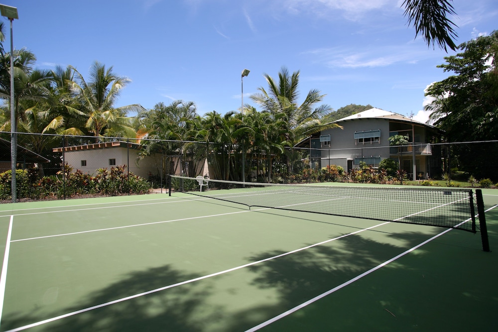 Marlin Cove Resort 34/72