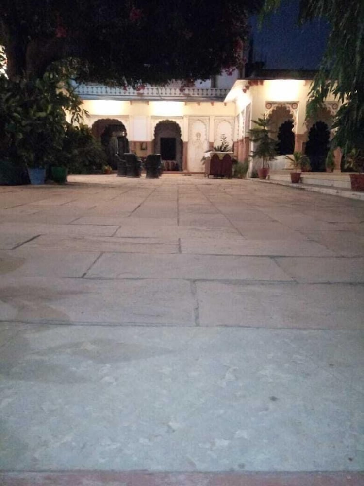 Welcome Heritage Bassi Fort Palace 10/50
