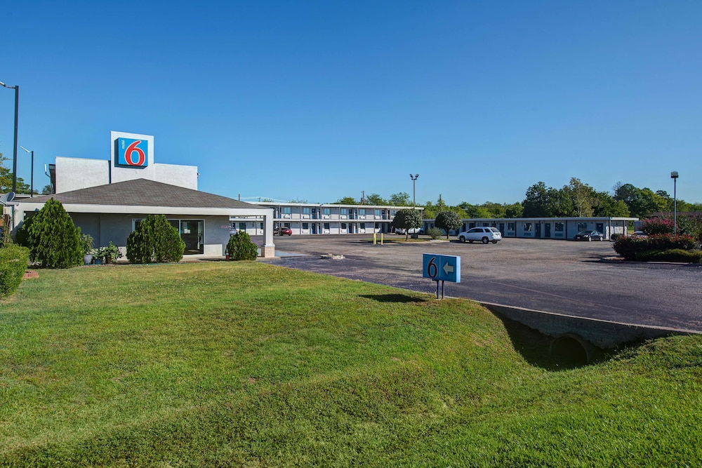 Motel6 Sulphur Springs, TX 39/41