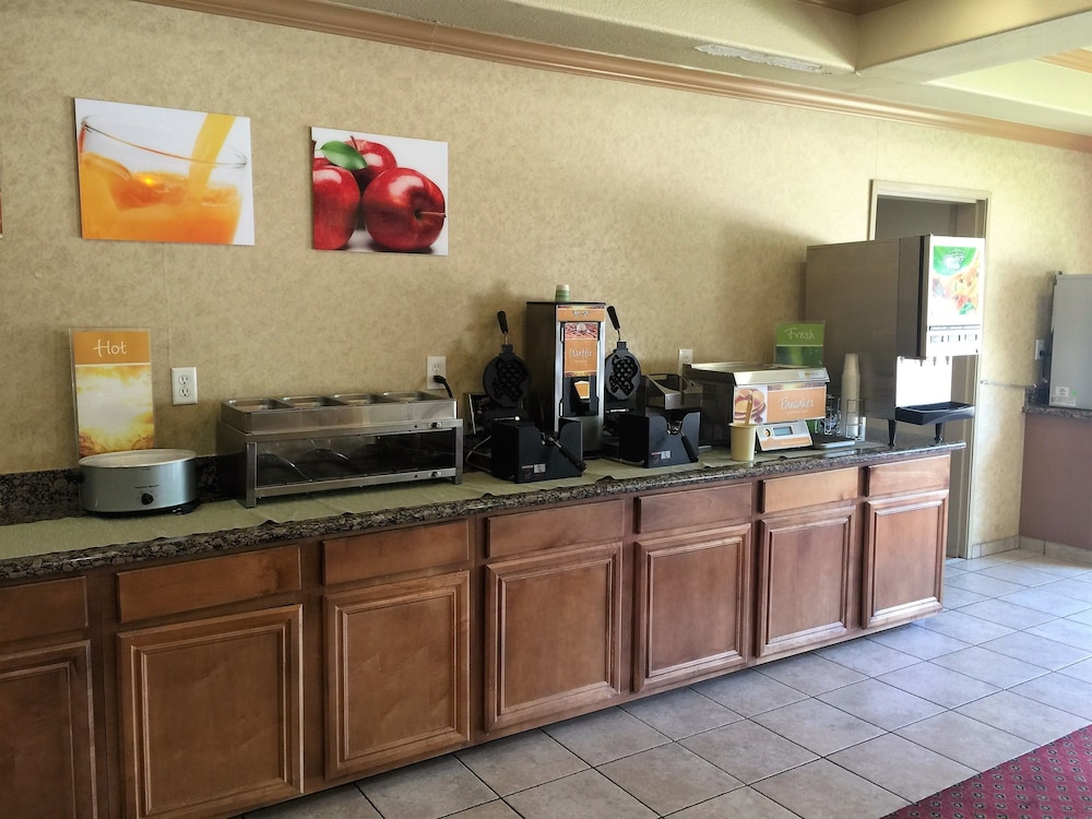 Comfort Inn & Suites Lubbock West 7/34