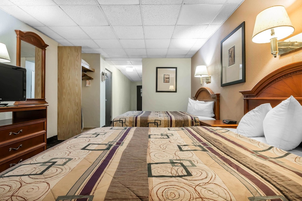 Quality Inn & Suites Binghamton Vestal 4/31