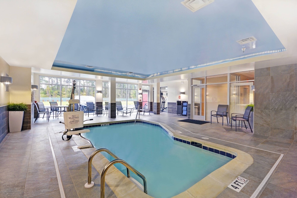 Fairfield Inn & Suites By Marriott Savannah Sw/Richmond Hill 1/53