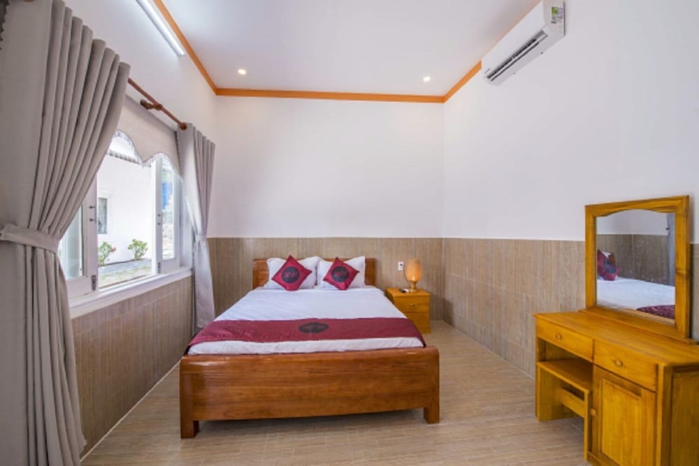 Hanh Ngoc Bungalow 12/50
