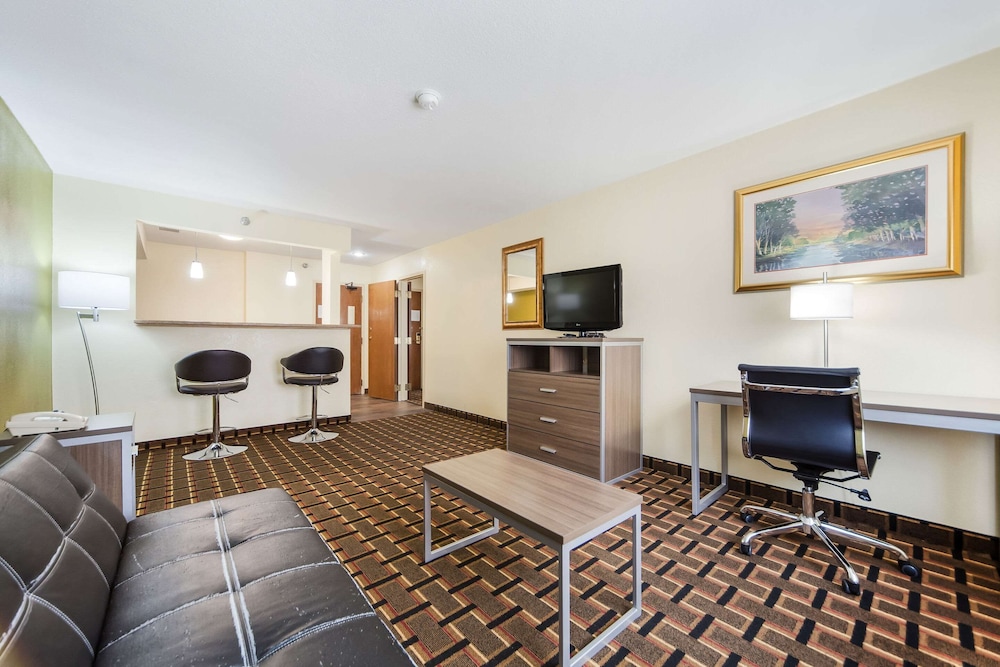 Quality Inn Lincoln Cornhusker 21/30