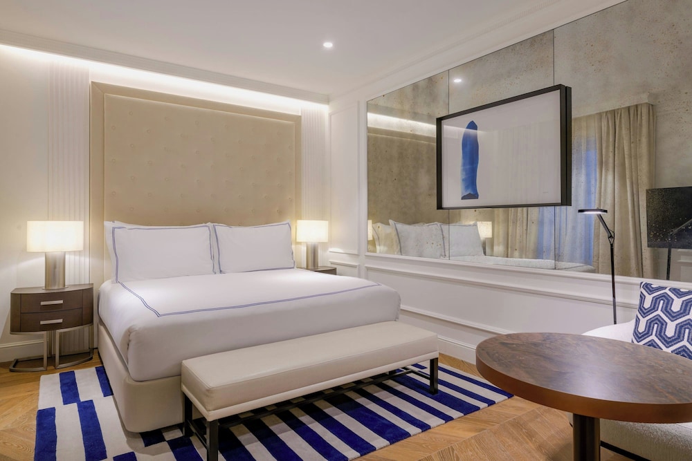 El Autor Hotel Madrid Autograph Collection 12/49