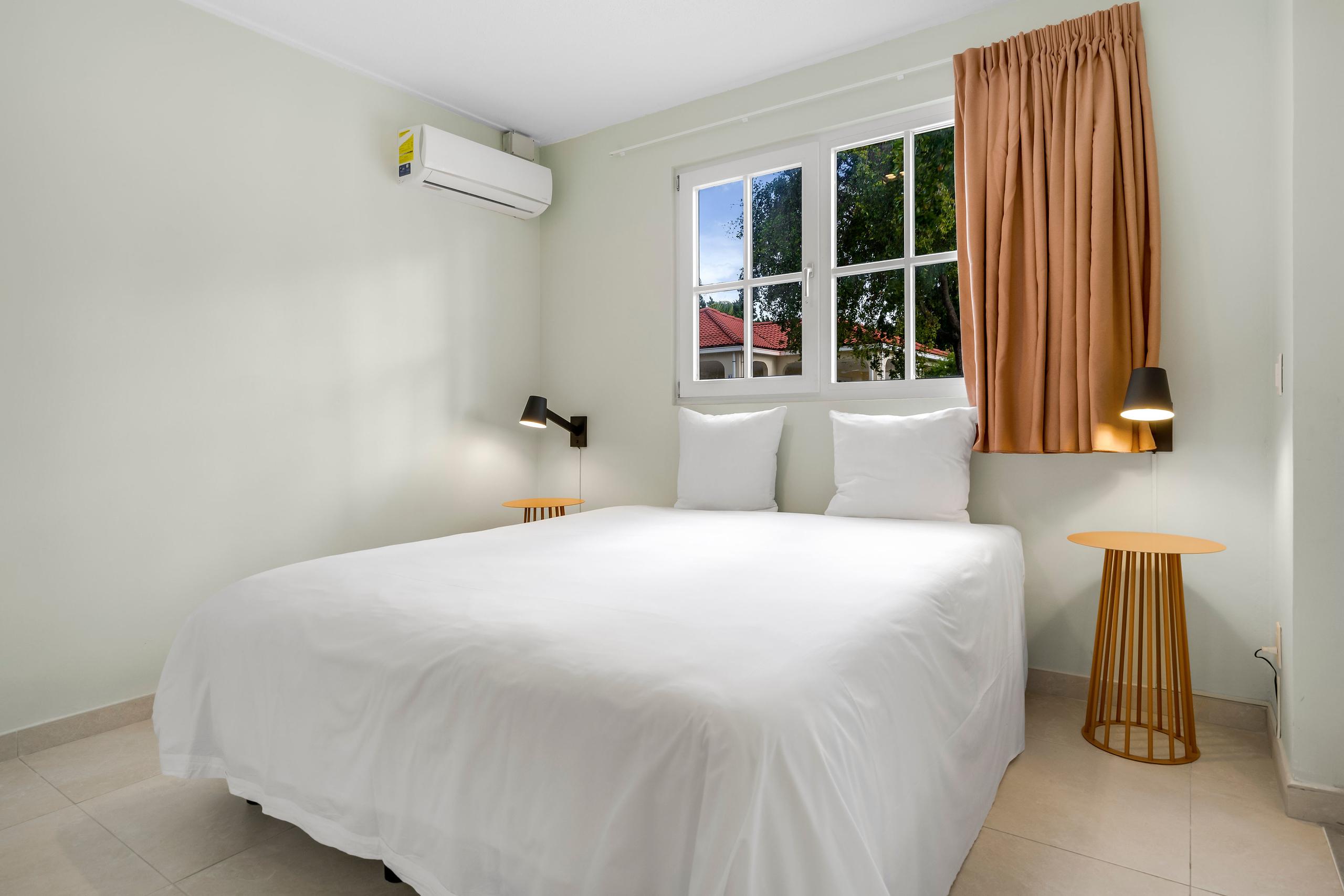 1 Bedroom, Apartment