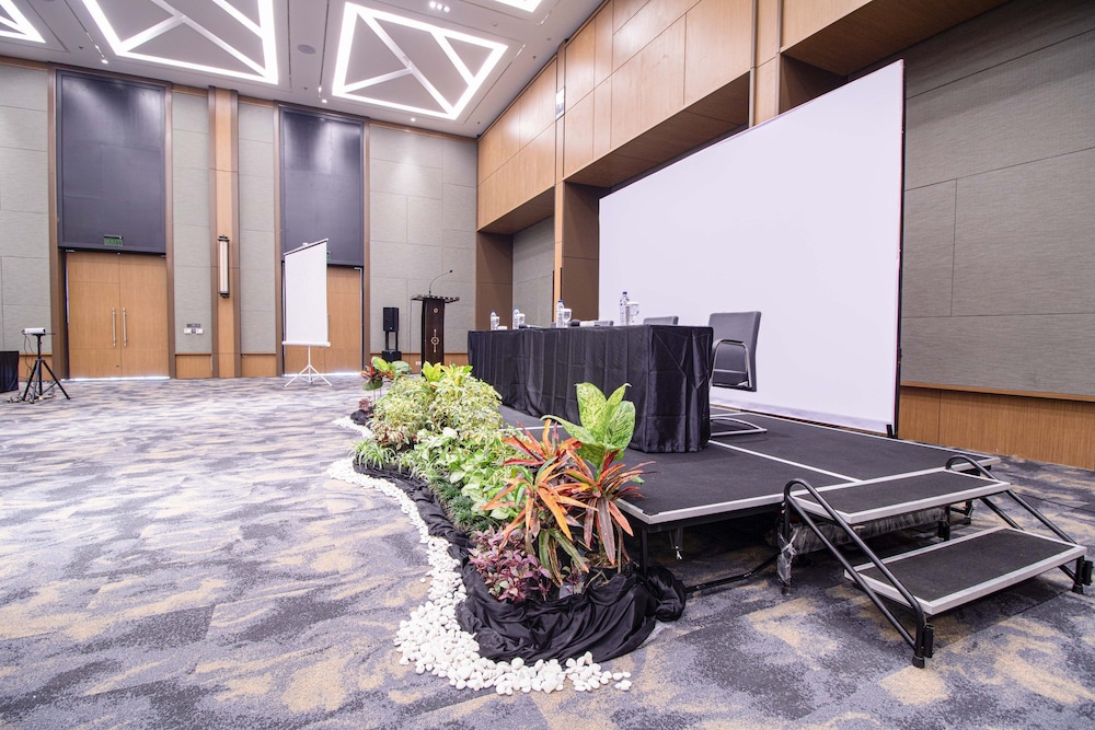 Prime Park Hotel And Convention Lombok 30/43
