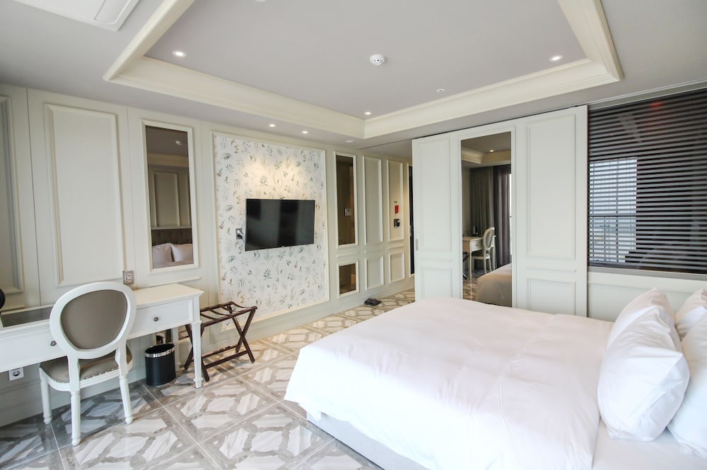 Golden Tulip Ever Yongin 26/39