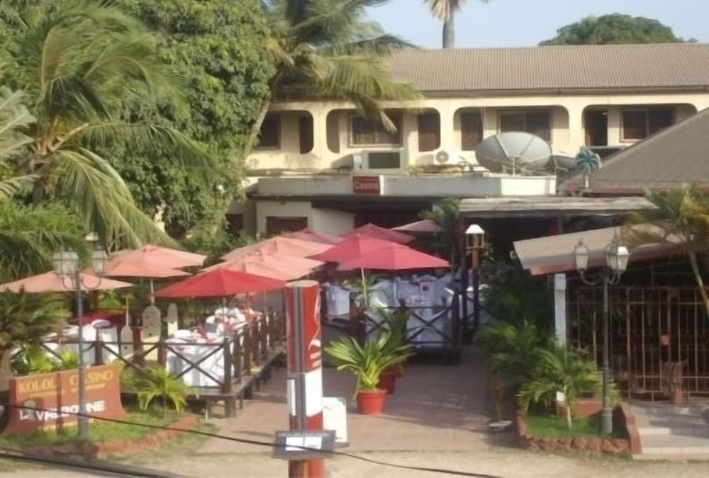 Holiday Beach Club in SERREKUNDA