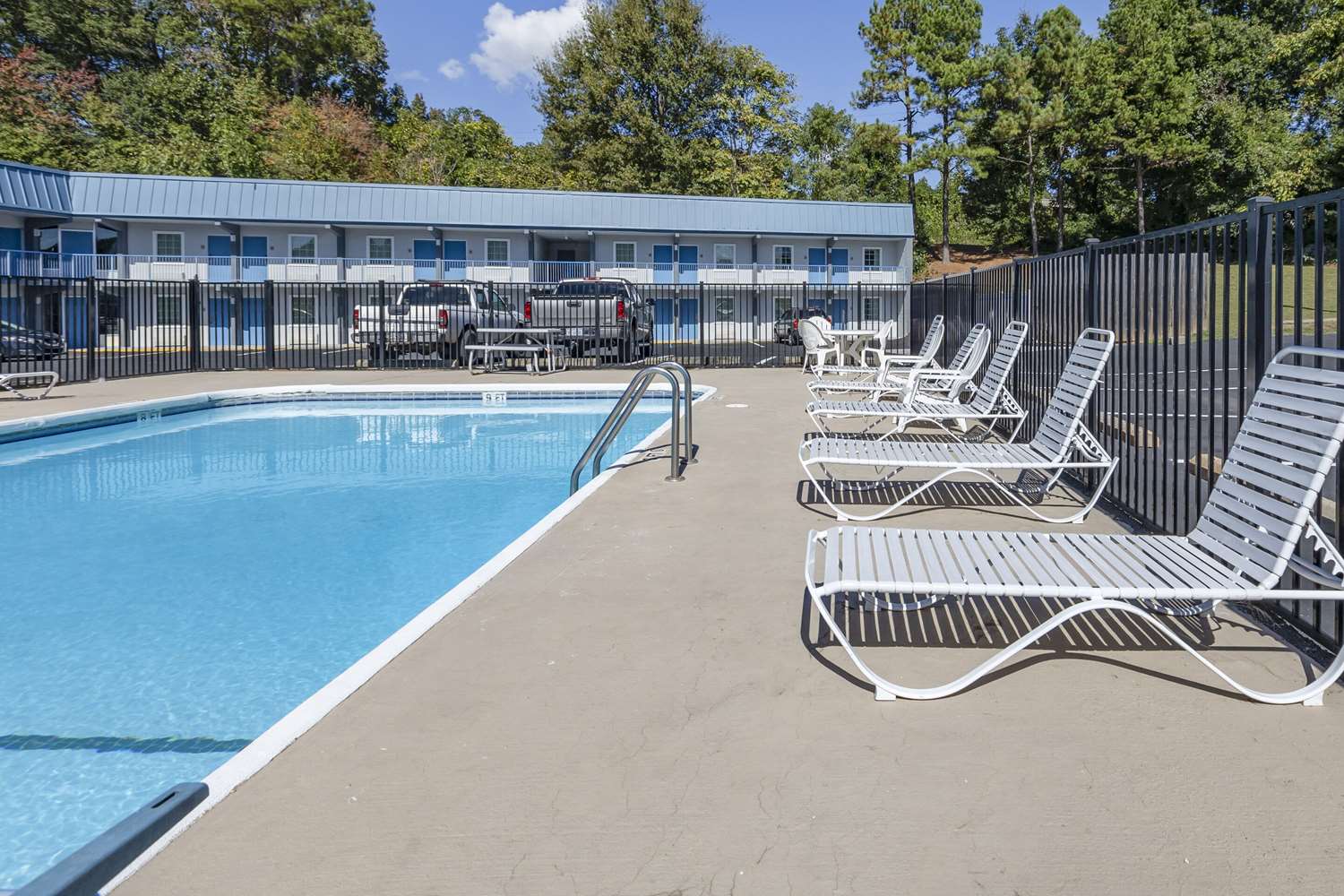 Rodeway Inn Union 20/27
