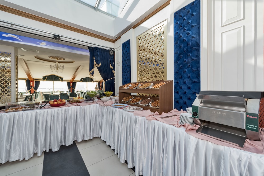 Marnas Hotel 8/45