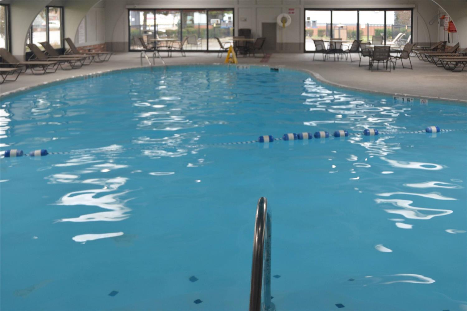 Quality Inn Perrysburg - Toledo South 6/45