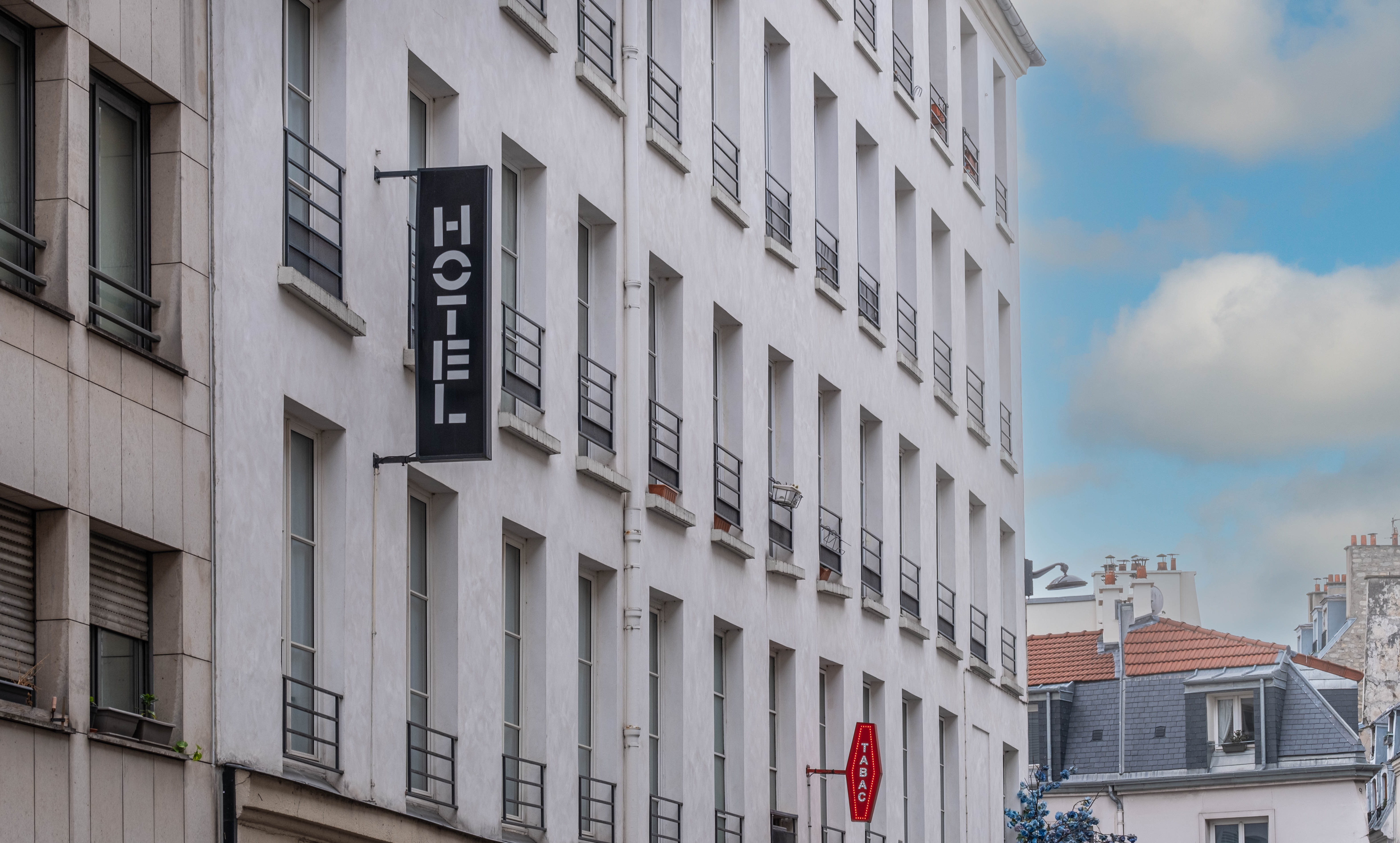 Hotel Daval 46/47