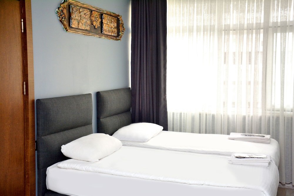 1 BEDROOM, FAMILY, APARTMENT, CITY VIEW
