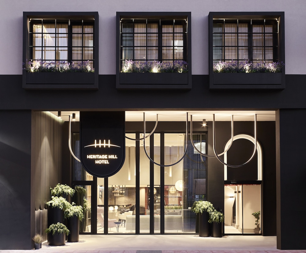 Heritage Hill Hotel 4/64
