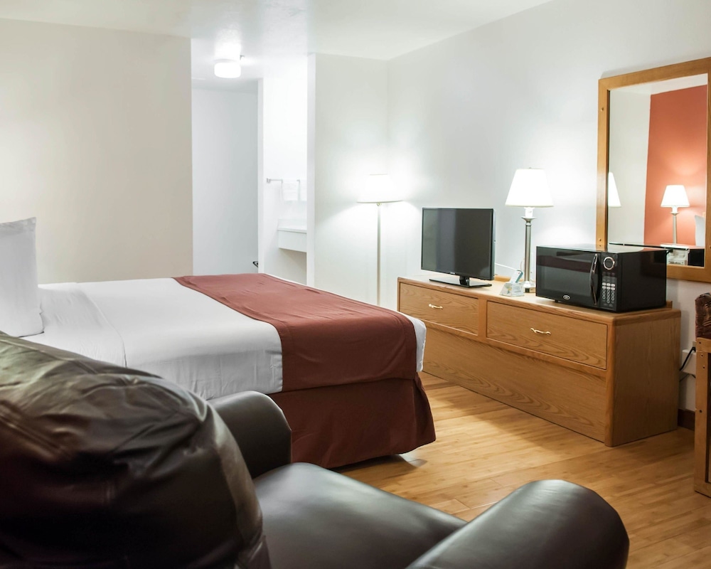 Econo Lodge Old Town 19/40