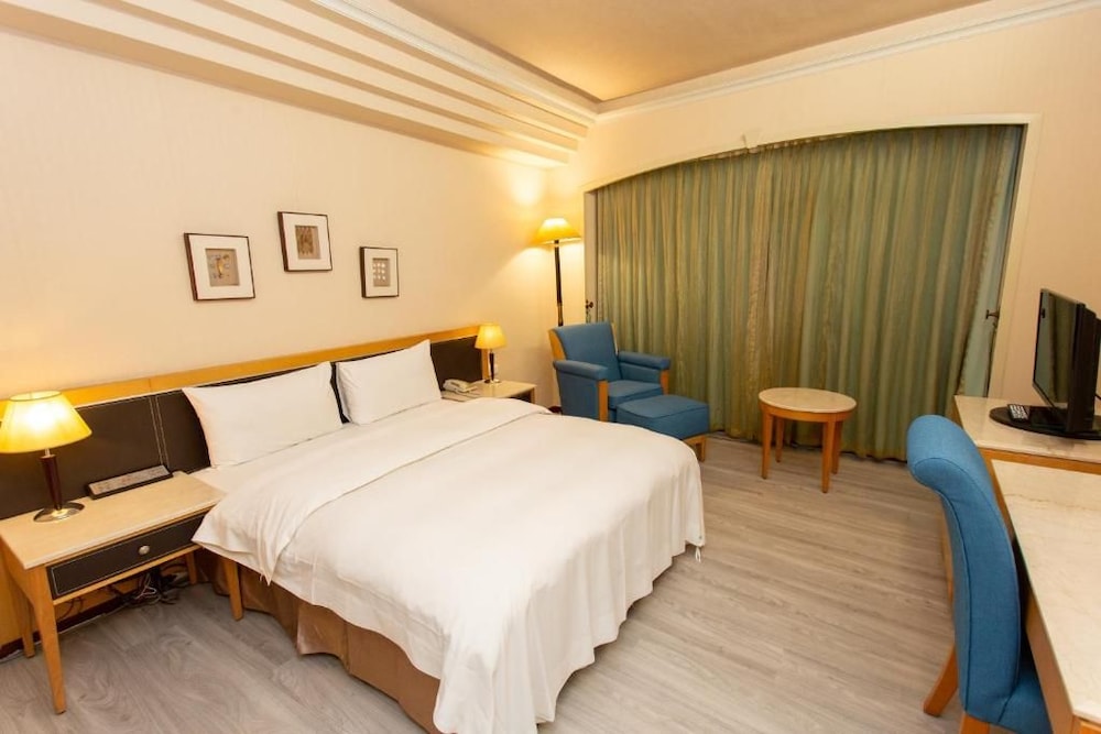 Ardi Hotel 24/45