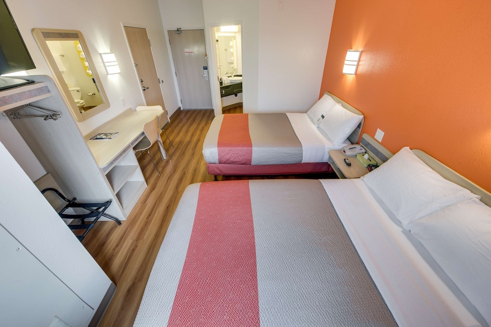 Motel6 Brampton, ON - Toronto 14/33
