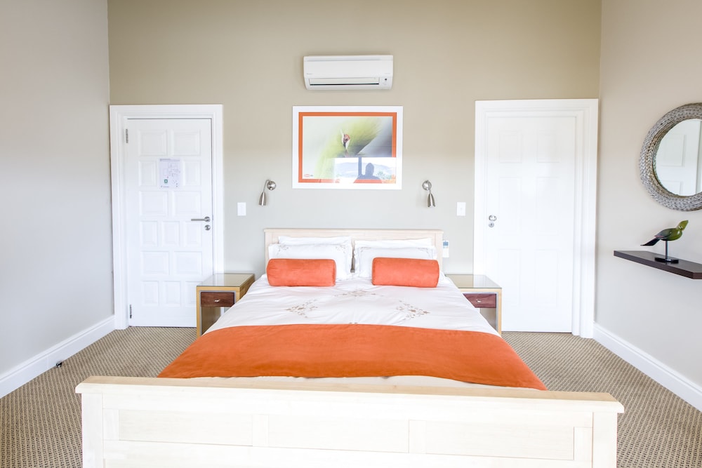 Orange Inn Knysna 18/46