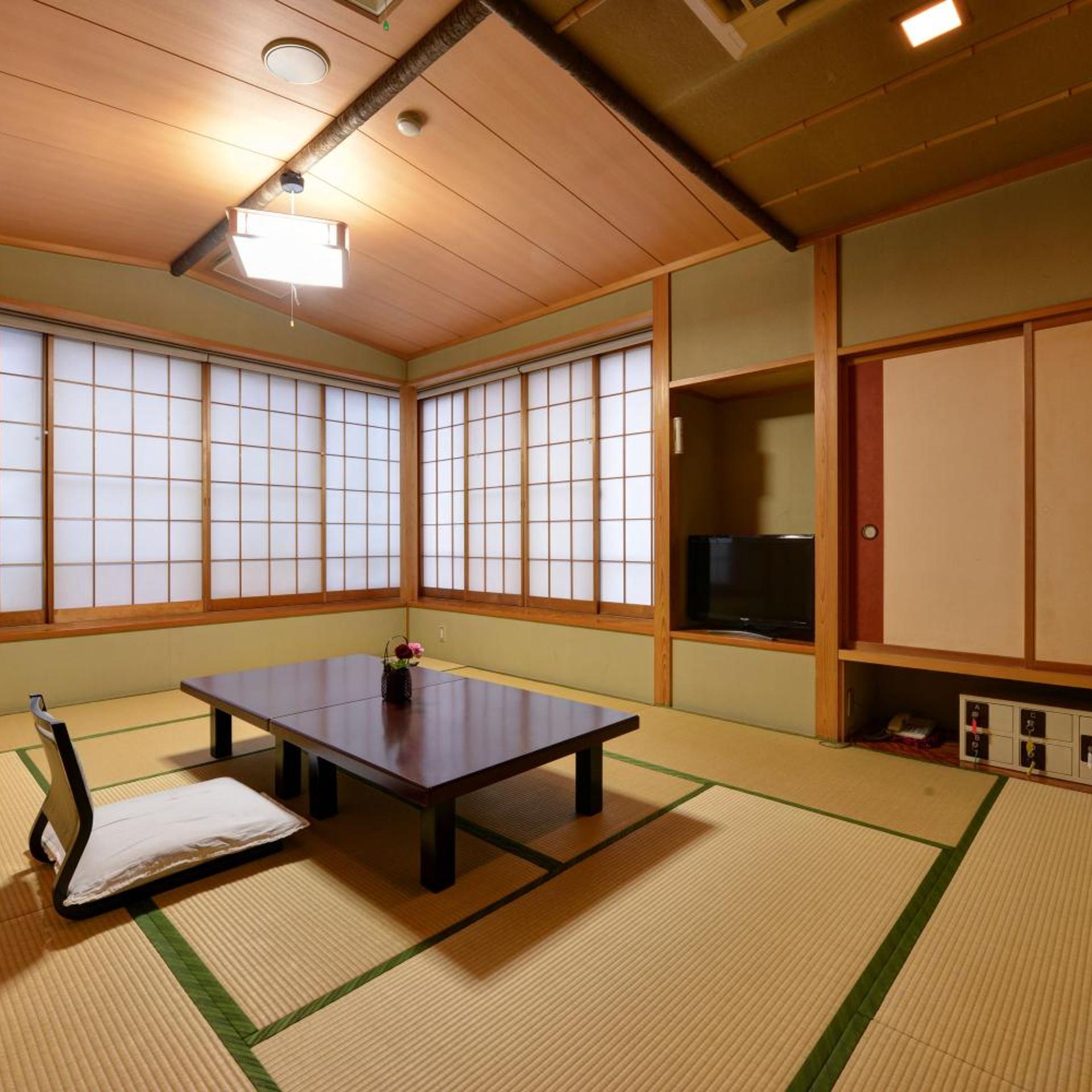 Kappo Ryokan Shiroyama 33/50