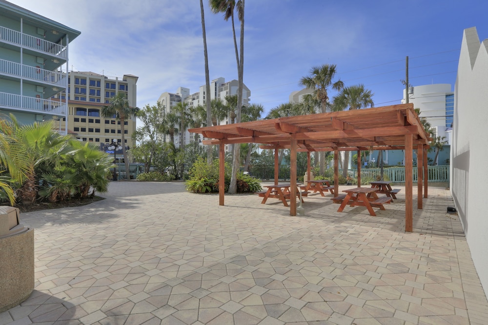 Clearwater Beach Hotel 30/50