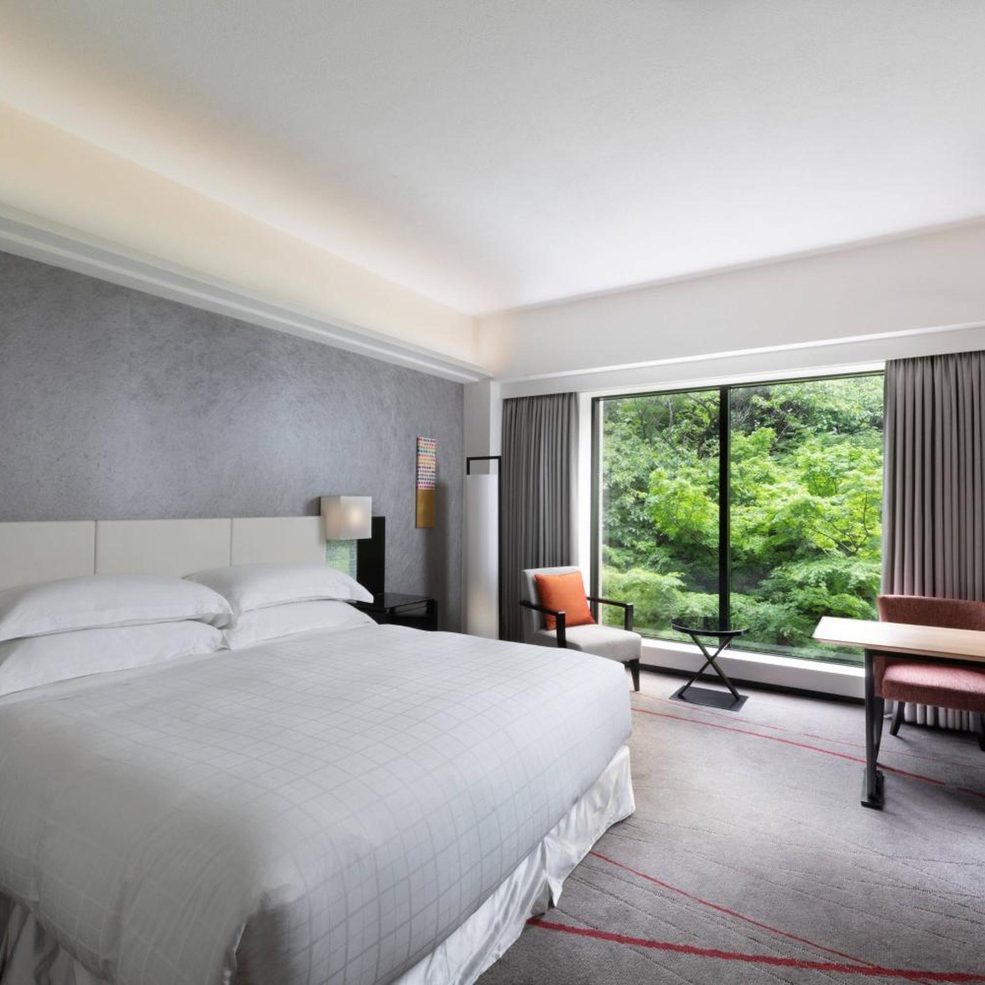 Miyabi, Guest Room, Superior, King Bed, Club Lounge Access