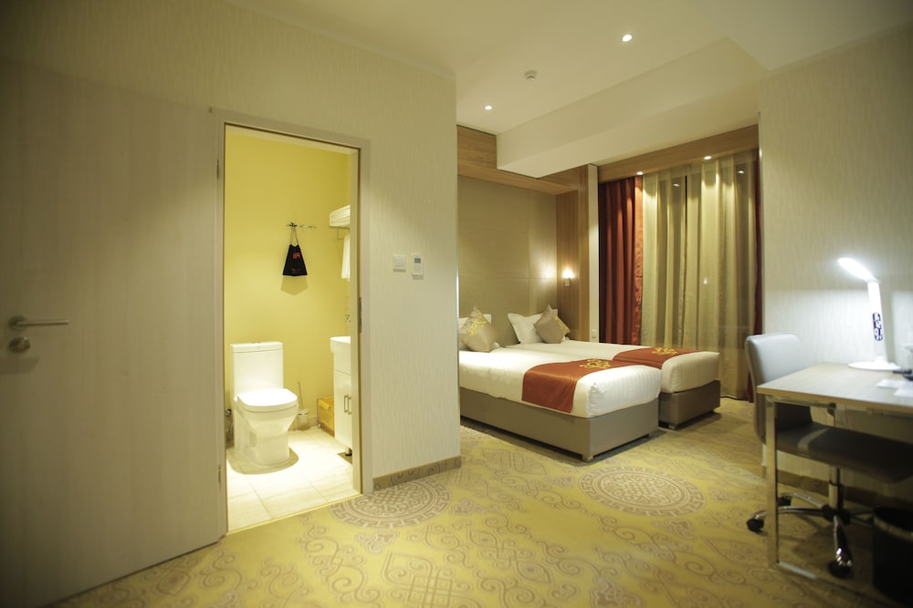 Hotel Nine 20/47