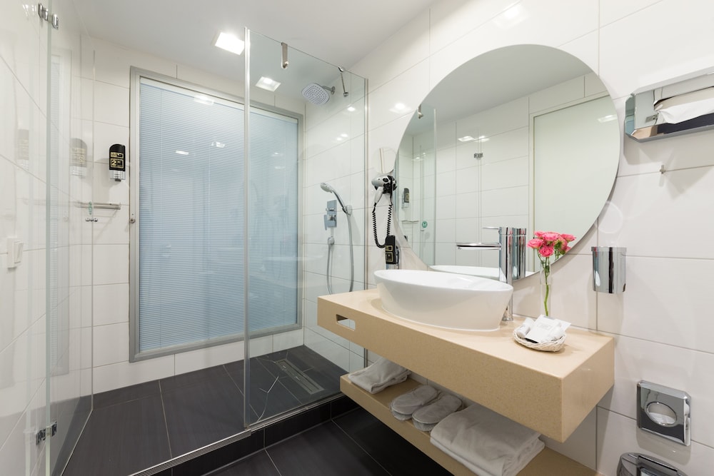 Hotel Bayer S 64/64